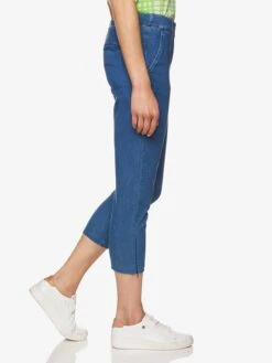 Benetton Jeans In Blau -Bekleidungsförderung Laden benetton jeans in blau 3