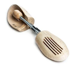 Schuhformer Forma In Braun -Bekleidungsförderung Laden collonil schuhformer forma in braun 2