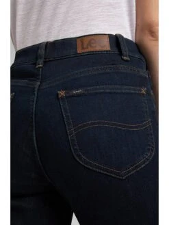 Lee Jeans In Dunkelblau -Bekleidungsförderung Laden lee jeans in dunkelblau 4