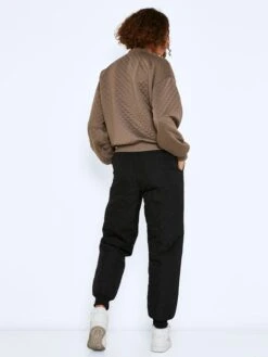 Noisy May Sweatshirt "Nmlondon" In Braun -Bekleidungsförderung Laden noisy may sweatshirt nmlondon in braun 3