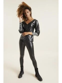 Bluse In Schwarz -Bekleidungsförderung Laden quincey bluse in schwarz 2