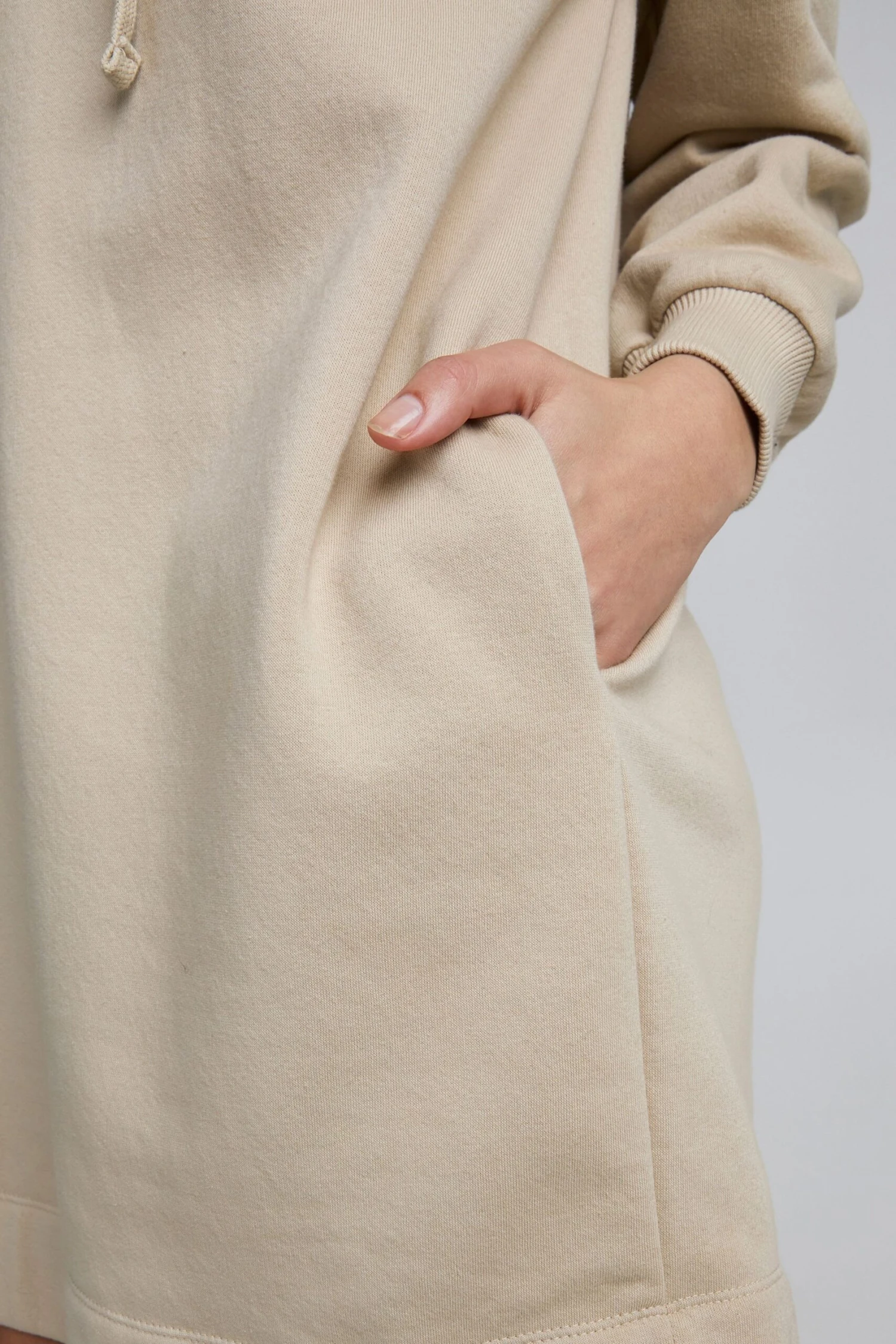 Sweatkleid In Natur 7 Sweatkleid In Natur – Bild 5